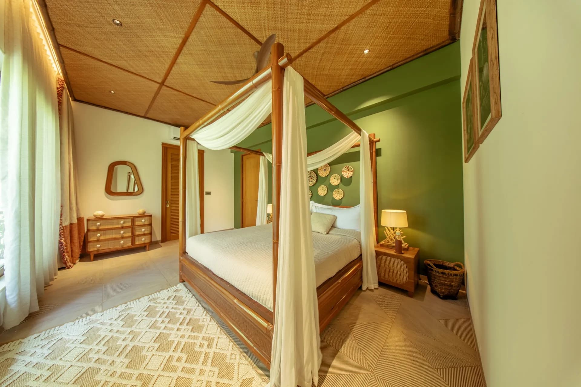Junior Suite bed